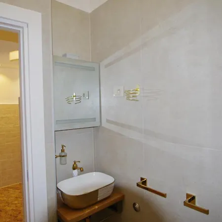Gortanova Uvala Apartman *